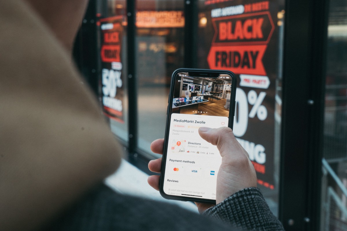 Gambar Perbedaan E-commerce dan Marketplace: Mana yang Lebih Baik Untuk Strategi Bisnis Online