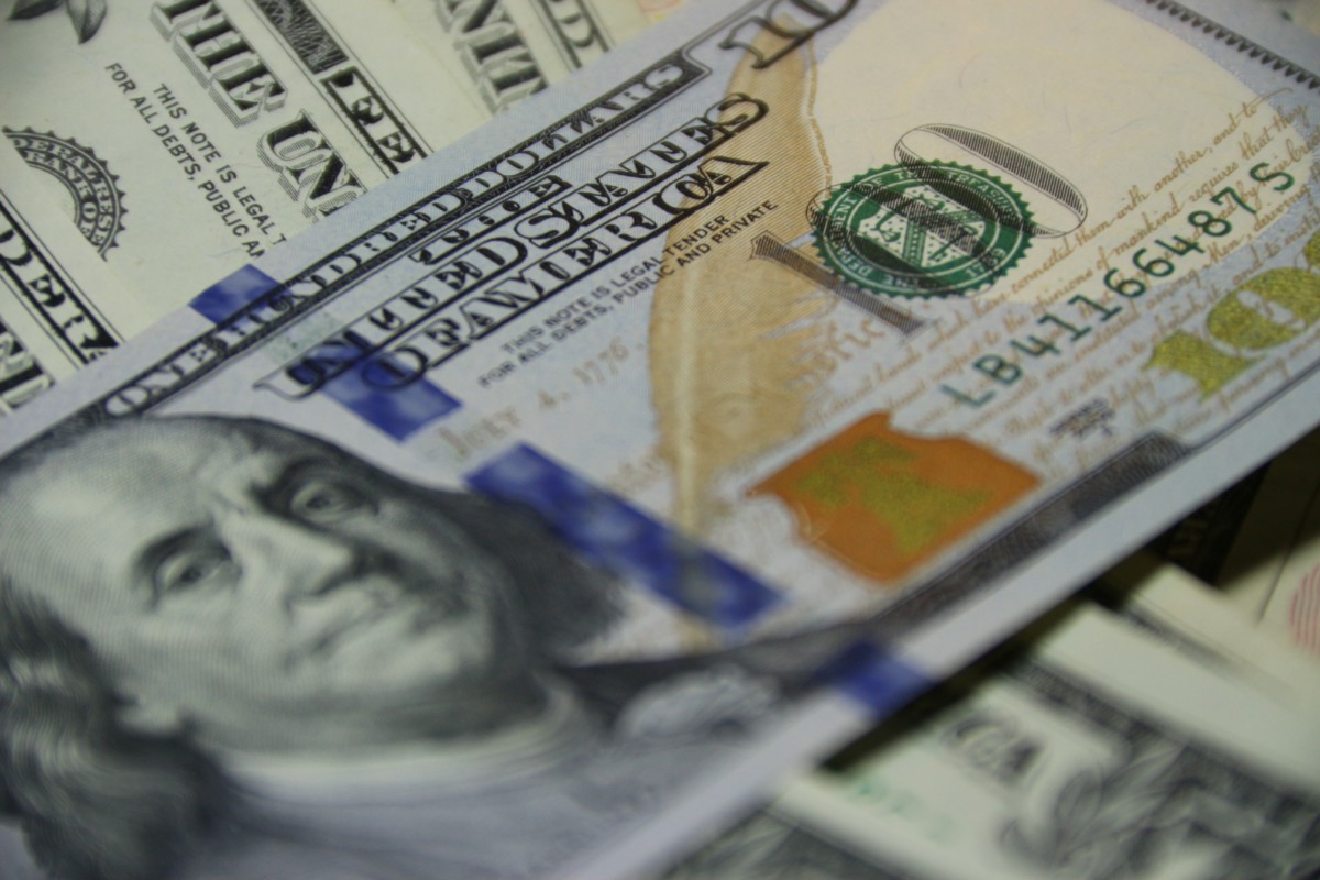 Gambar Cara Investasi Dollar Bagi Pemula, Gak Sulit?