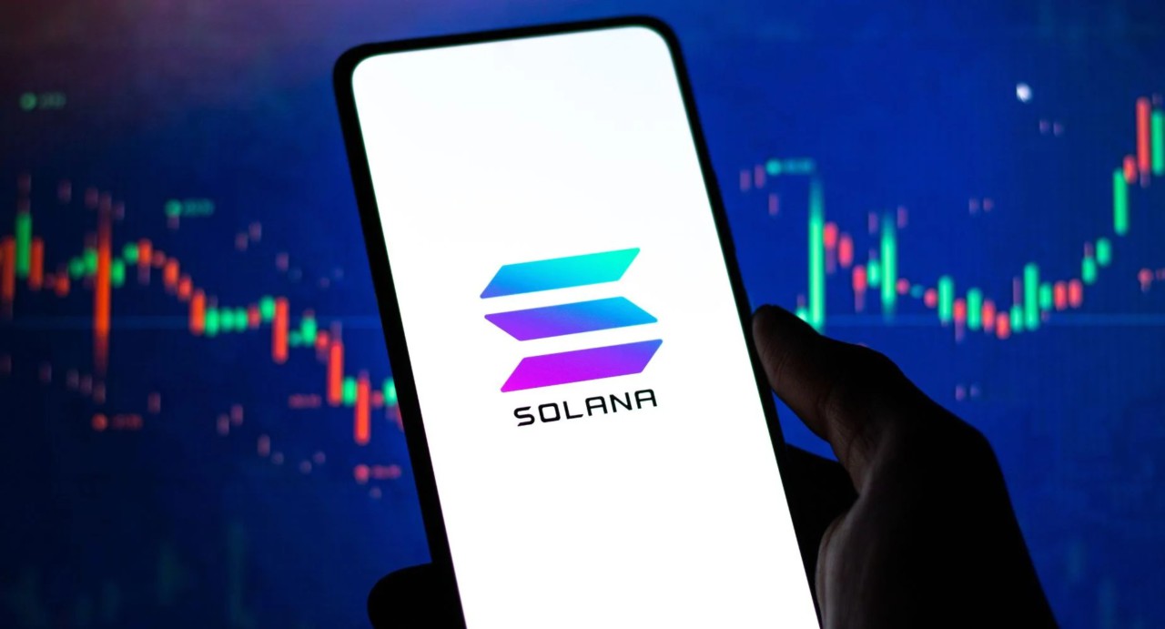Gambar Solana Mencatat Prestasi: Volume Perdagangan DEX Melebihi Ethereum!